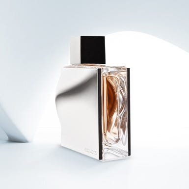 Presenting Mikimoto’s very first fragrance, Mikimoto Eau de Parfum